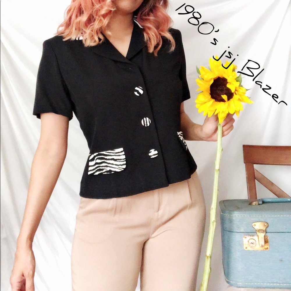 SOLD | JSJ Vintage short sleeve Black Blazer